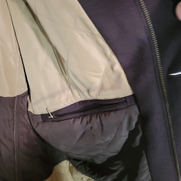 Faconnable Barn Jacket - Picture 6 of 7